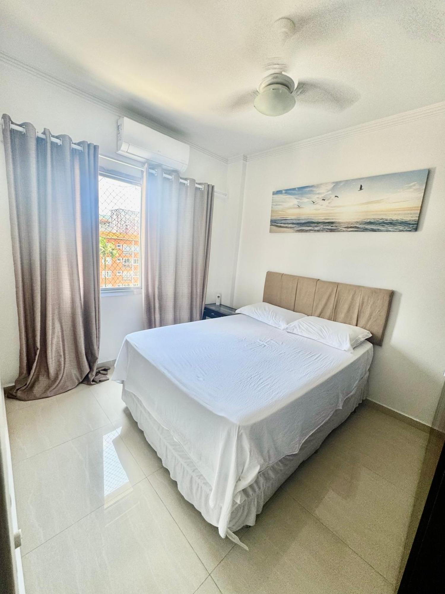 Excelente Apartamento Bem Localizado A 450 Metros Da Praia Гуаружа Экстерьер фото