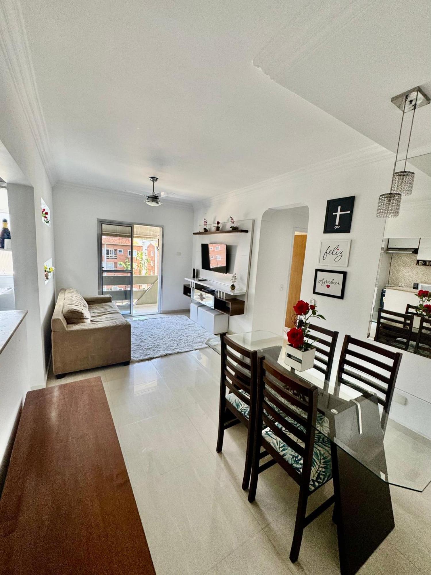 Excelente Apartamento Bem Localizado A 450 Metros Da Praia Гуаружа Экстерьер фото